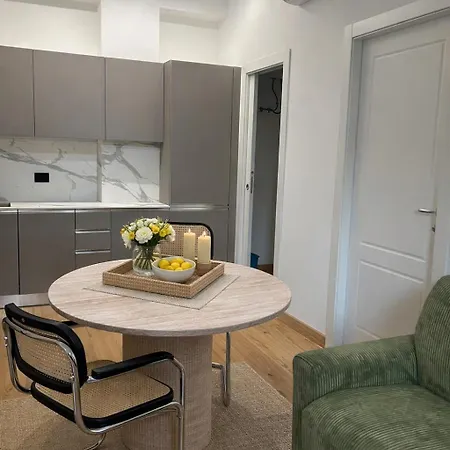 Isola - Design Flat Near Bosco Verticale Appartement Milan