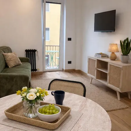 Appartement Isola - Design Flat Near Bosco Verticale Milan